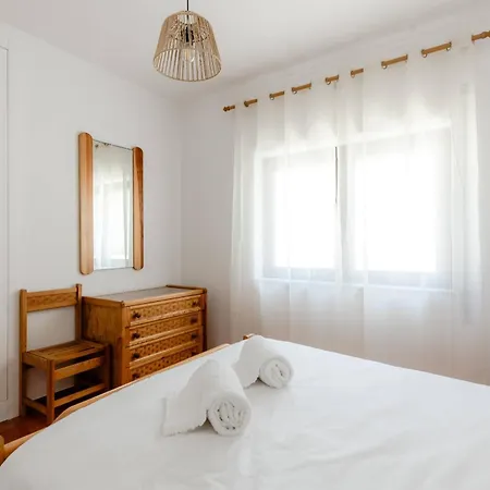 Ocean View Apartment *