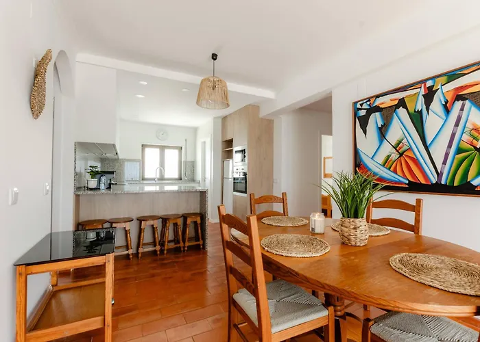 Ocean View Apartment Leiria